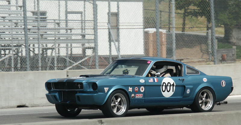mustang001